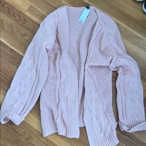 NWT. Francesca’s Light Pink Cardigan. Size Small